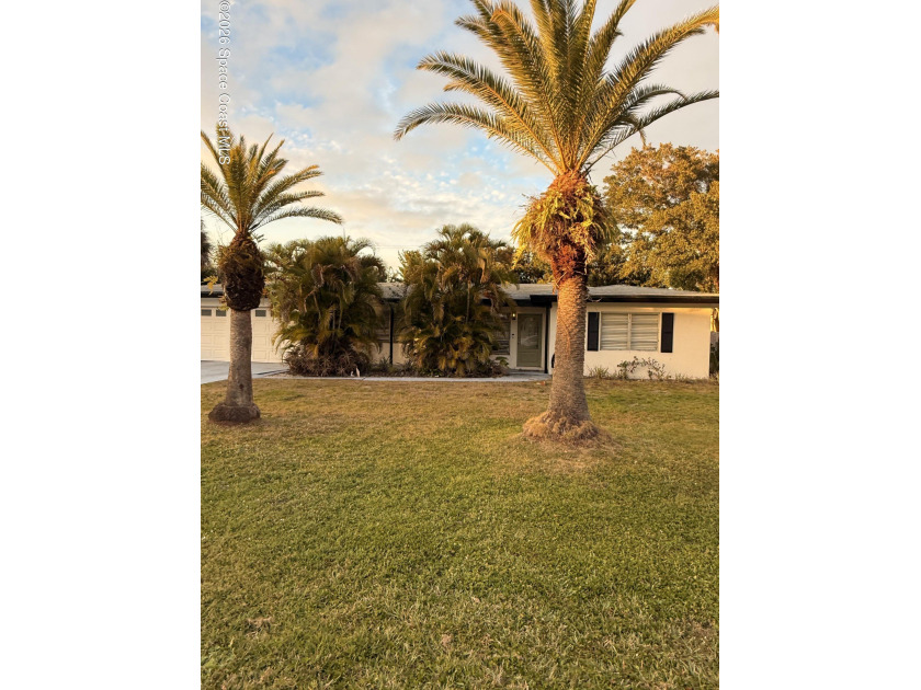 Grab this SOFA gem!! What is SOFA? South of Fifth Ave where - Beach Home for sale in Melbourne Beach, Florida on Beachhouse.com