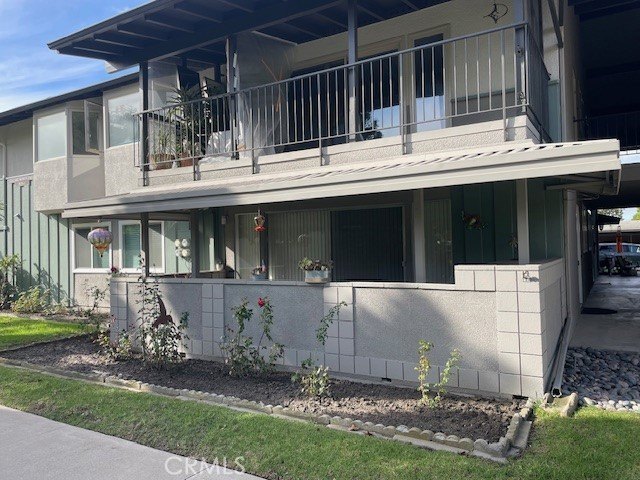 (Mutual 15-5-G)... Nestled on a beautiful greenbelt is this 2 - Beach Other for sale in Seal Beach, California on Beachhouse.com