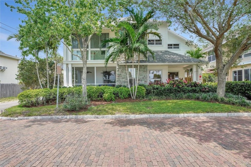 Relax on your front porch and take in the scenes and sounds of - Beach Home for sale in St. Petersburg, Florida on Beachhouse.com