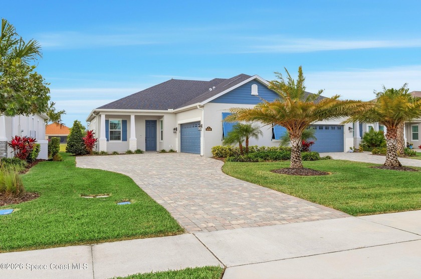 Immaculate 3 BD, 2 BA, half-duplex w/ side-load 2 car garage - Beach Home for sale in Melbourne, Florida on Beachhouse.com