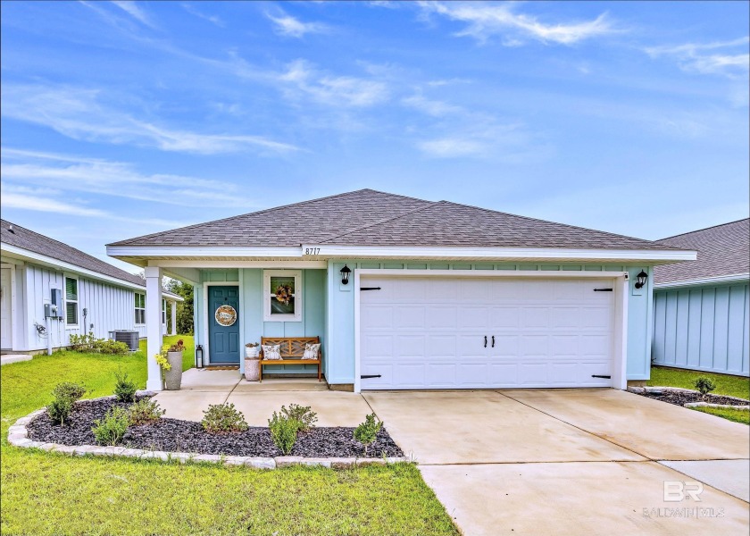 This beautifully upgraded and meticulously maintained home is - Beach Home for sale in Foley, Alabama on Beachhouse.com