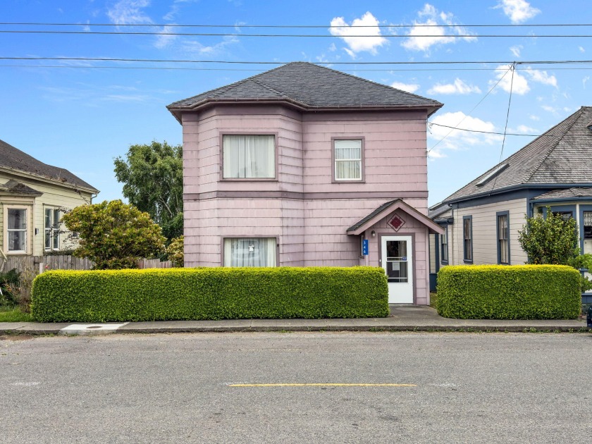 Come see this beautiful Turn of the Century Home. Move in ready - Beach Home for sale in Loleta, California on Beachhouse.com