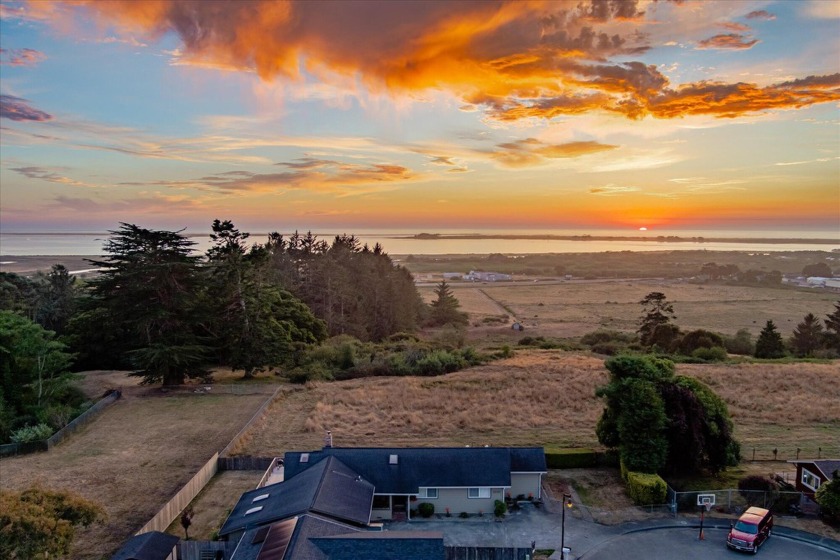 Imagine building the home of your dreams on this spectacular - Beach Acreage for sale in Eureka, California on Beachhouse.com