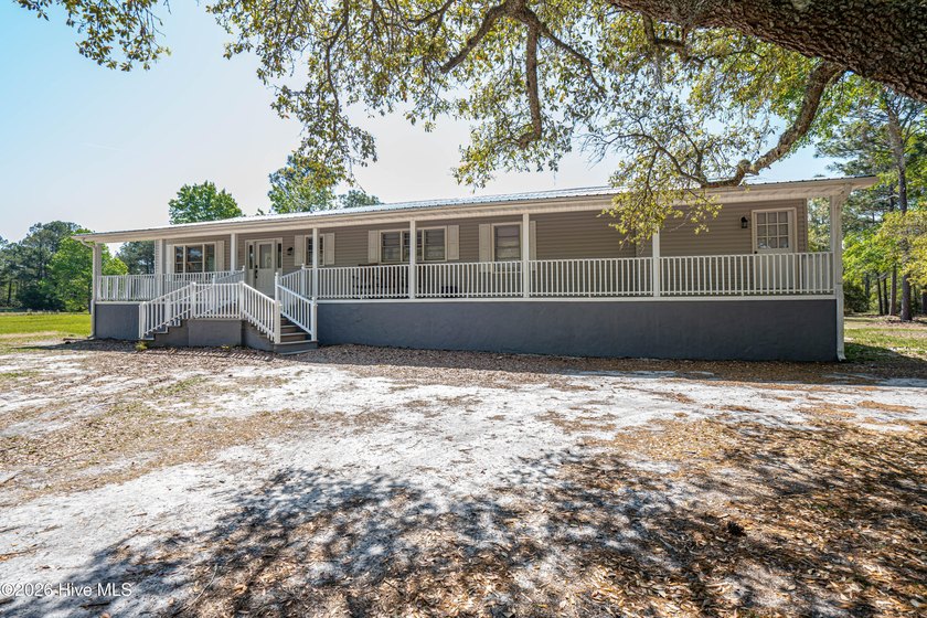 Discover a very rare opportunity to own a private slice of - Beach Home for sale in Ocean Isle Beach, North Carolina on Beachhouse.com