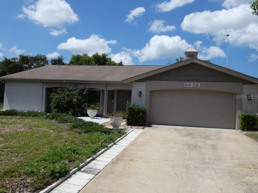 4 Bedrooms, 3 Full Bathrooms, 2 Car Garage, Private Cement Pool - Beach Home for sale in Hudson, Florida on Beachhouse.com