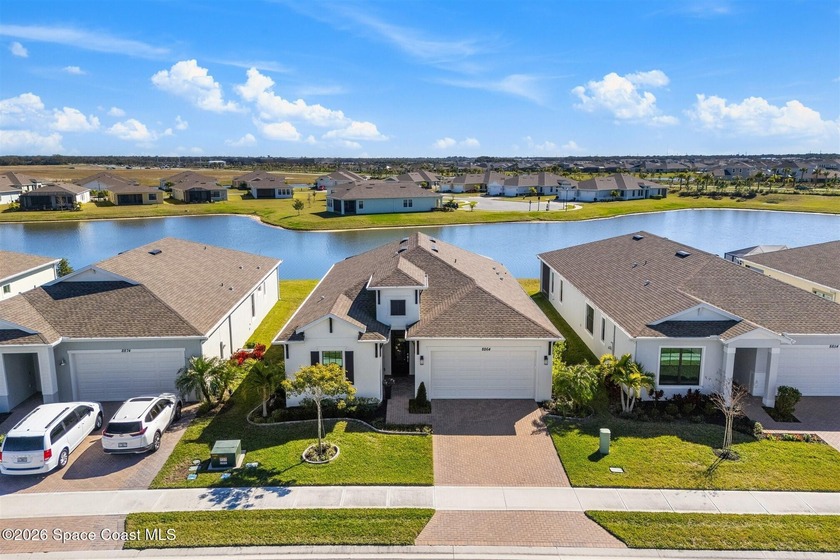 Waterfront, model home inspired, 3 bedroom plus den, 3 bath - Beach Home for sale in Melbourne, Florida on Beachhouse.com