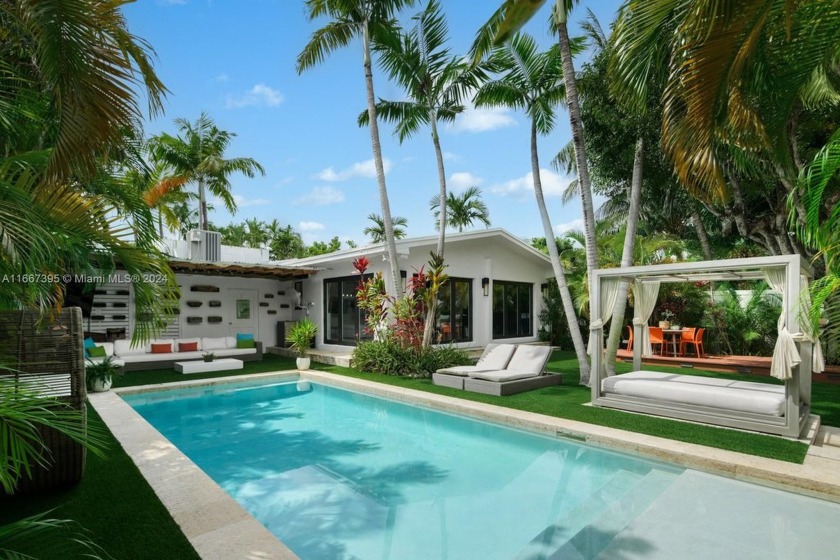 Beautifully furnished and renovated modern waterfront home in - Beach Home for sale in Miami Beach, Florida on Beachhouse.com