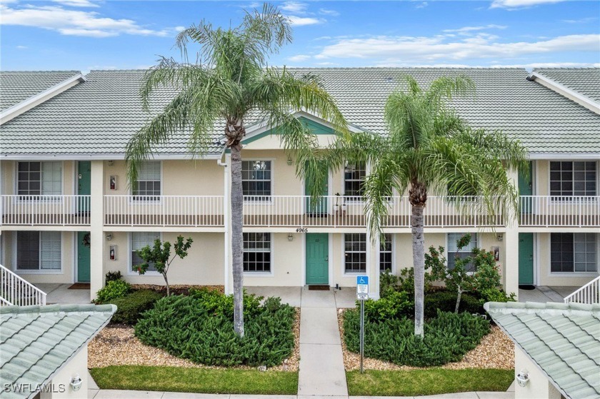 Rarely available first floor unit in the heart of North Naples - Beach Condo for sale in Naples, Florida on Beachhouse.com