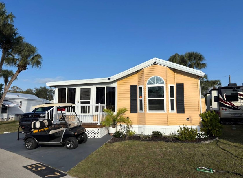 All Ages Park! Pet Friendly! YES! Renting and  are allowed!! - Beach Home for sale in North Fort Myers, Florida on Beachhouse.com
