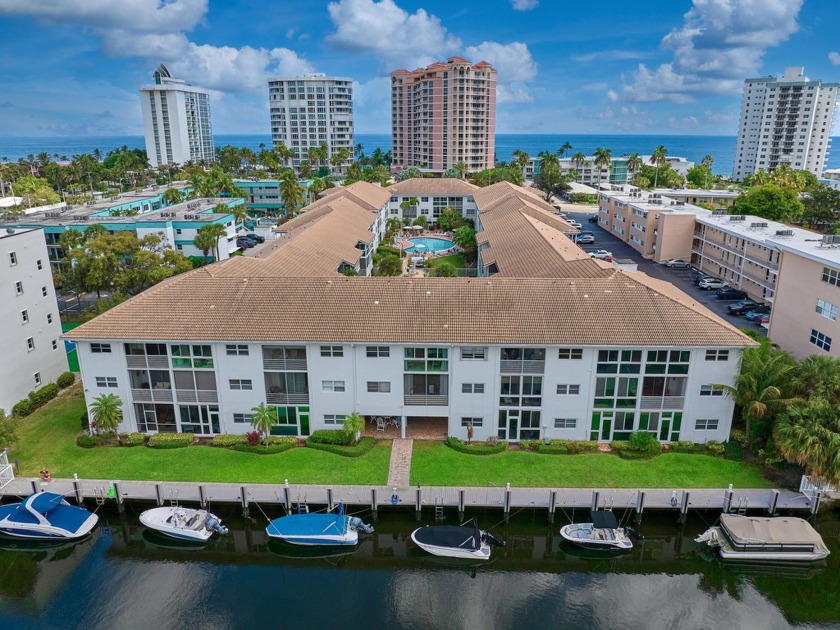Live the Florida lifestyle and enjoy all that Lauderdale by the - Beach Condo for sale in Lauderdale By The Sea, Florida on Beachhouse.com