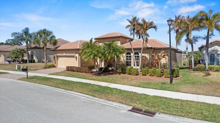 814 SW Saint Julien Ct - Beach Home for sale in Port Saint Lucie, Florida on Beachhouse.com