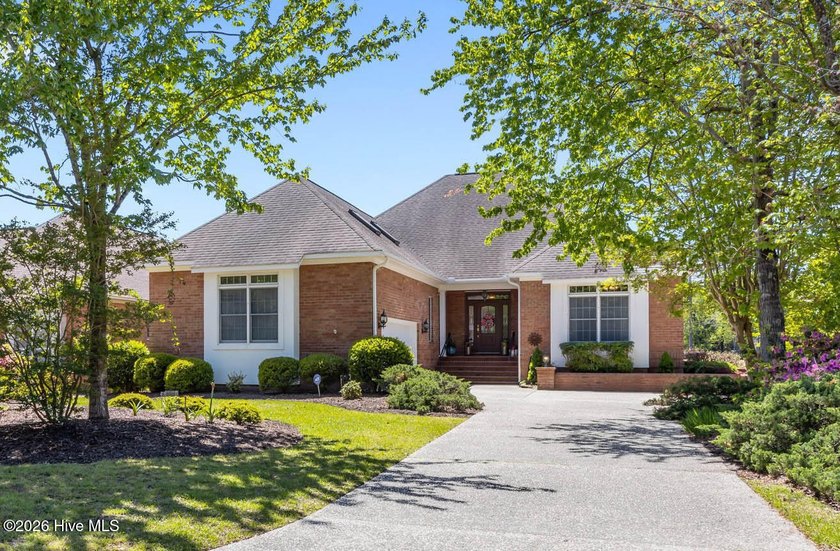 Experience elegance at its finest in this quality built Zaytoun - Beach Home for sale in New Bern, North Carolina on Beachhouse.com