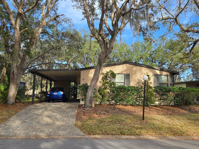 This home is a fully furnished, move-in ready 2-bedroom, 2-bath - Beach Home for sale in Ormond Beach, Florida on Beachhouse.com