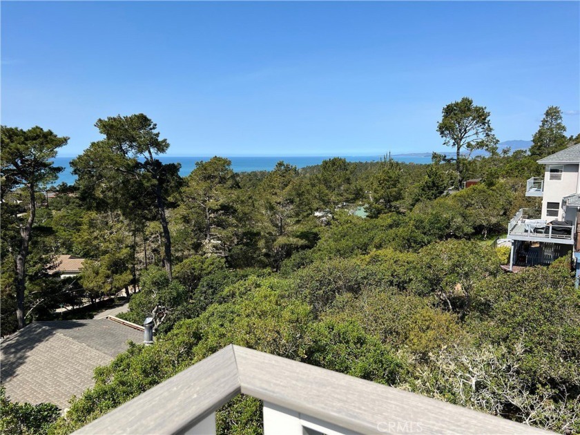 1645 Dreydon Ave., Lodge Hill. A quiet and peaceful out of the - Beach Home for sale in Cambria, California on Beachhouse.com