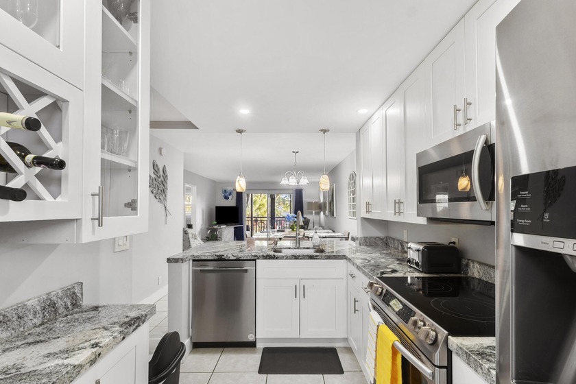 Beautiful 2BR/2BA Condo In GARDEN-AIRE VILLAGE SOUTH! Located - Beach Condo for sale in Pompano Beach, Florida on Beachhouse.com