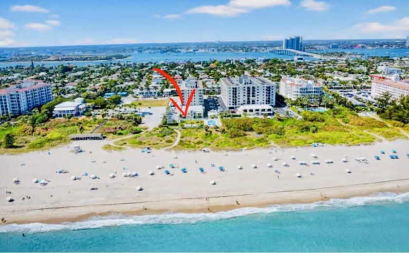 Welcome to a beautifully updated 2-bedroom, 2-bath residence at - Beach Condo for sale in Palm Beach Shores, Florida on Beachhouse.com