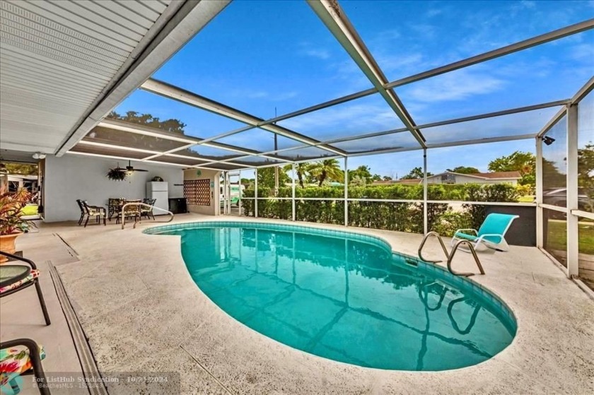 This is your Hollywood Dream Pool House!! Offering 5 bedrooms - Beach Home for sale in Hollywood, Florida on Beachhouse.com