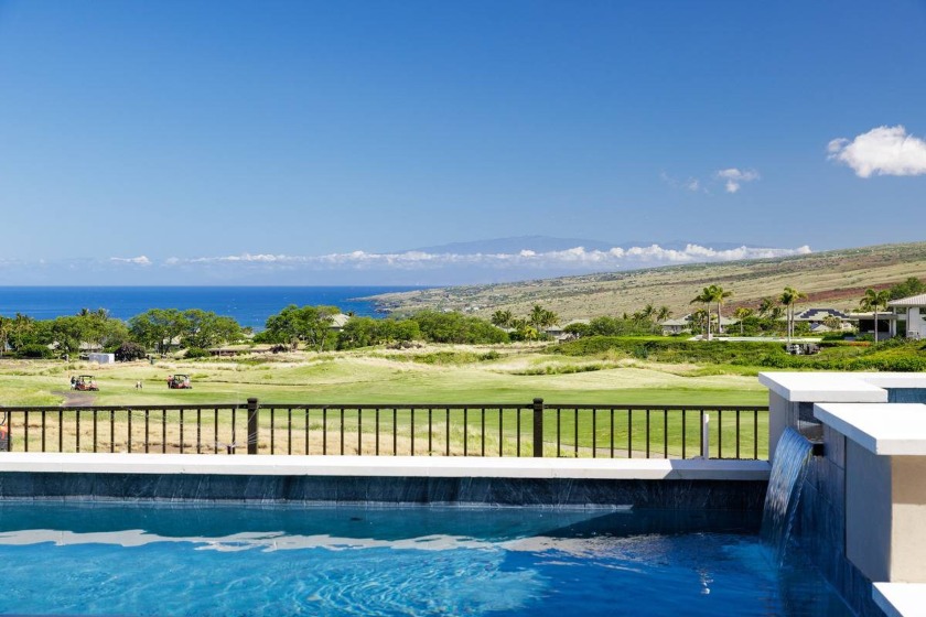 Now offering 1 year Platinum Membership at the Club at Mauna Kea - Beach Home for sale in Kamuela, Hawaii on Beachhouse.com