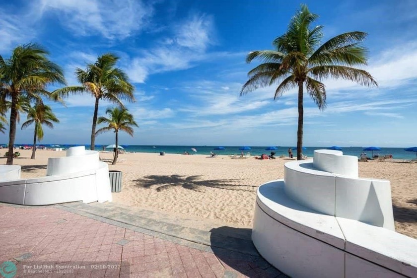 RARE PET FRIENDLY BOATERS DREAM NOW AVAILABLE! This 4th Floor - Beach Condo for sale in Fort Lauderdale, Florida on Beachhouse.com