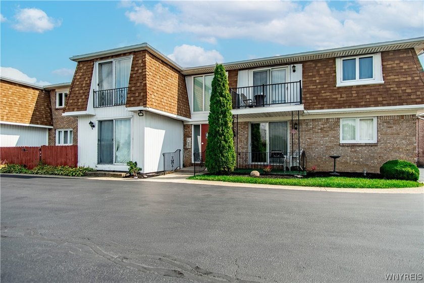 Welcome home to this beautifully updated first-floor condominium - Beach Condo for sale in Buffalo, New York on Beachhouse.com