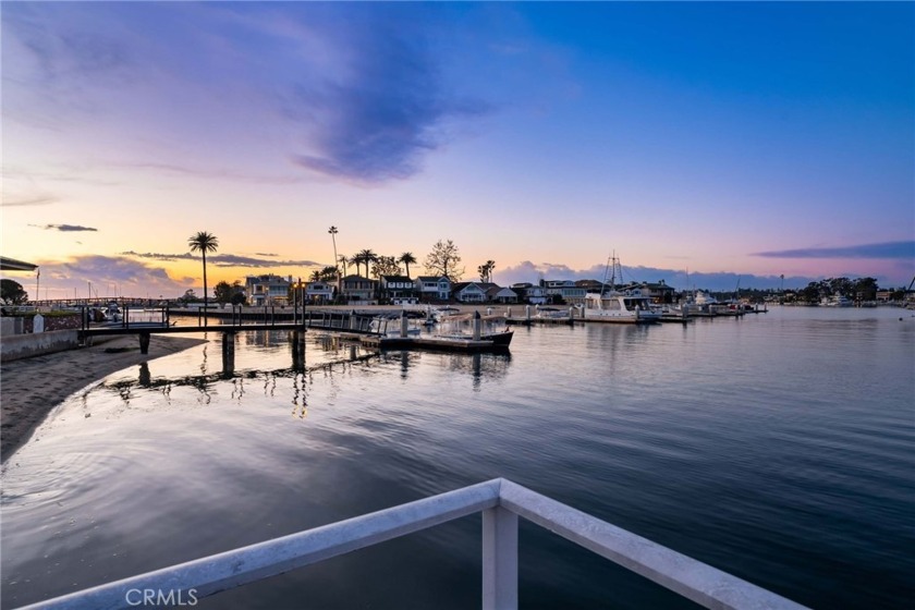 Welcome to the epitome of California Bayfront luxury! Nestled in - Beach Home for sale in Newport Beach, California on Beachhouse.com