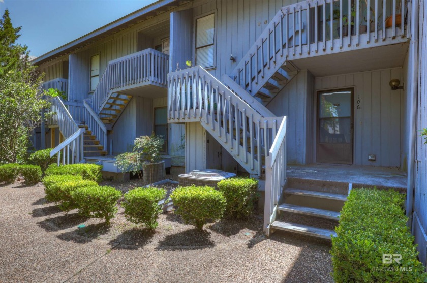 Great investment opportunity fully updated in Daphne! This unit - Beach Home for sale in Daphne, Alabama on Beachhouse.com