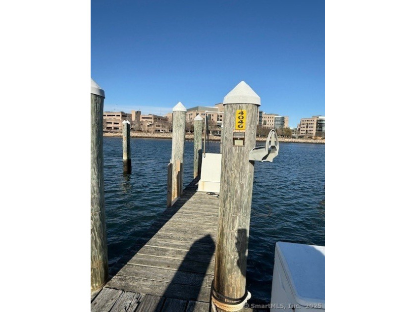 This Dockominium can accommodate up to a 40-foot boat. The - Beach Condo for sale in New London, Connecticut on Beachhouse.com