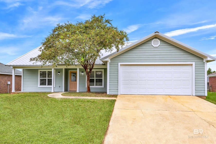 Charming Coastal Retreat nestled within Brigadoon Heights - Beach Home for sale in Gulf Shores, Alabama on Beachhouse.com