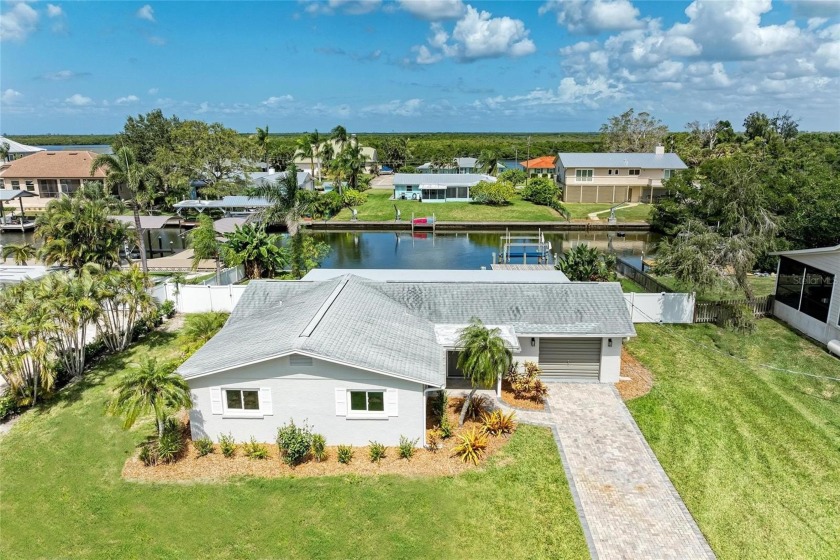 One or more photo(s) has been virtually staged. Welcome to this - Beach Home for sale in Palmetto, Florida on Beachhouse.com