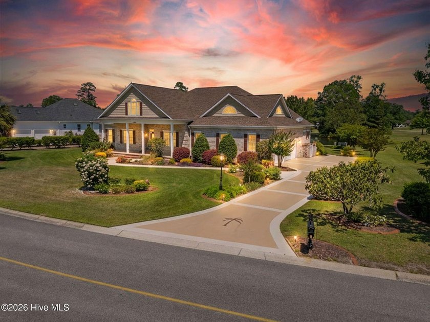Welcome to 989 Middleton Dr where this architecturally striking - Beach Home for sale in Calabash, North Carolina on Beachhouse.com