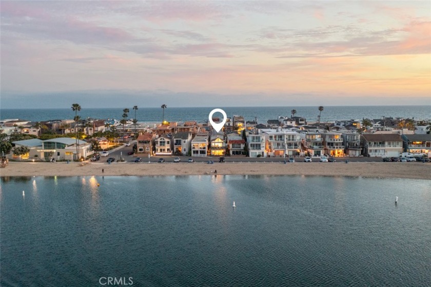 Zoned as a BAYFRONT TRIPLEX, but currently configured as a - Beach Townhome/Townhouse for sale in Newport Beach, California on Beachhouse.com