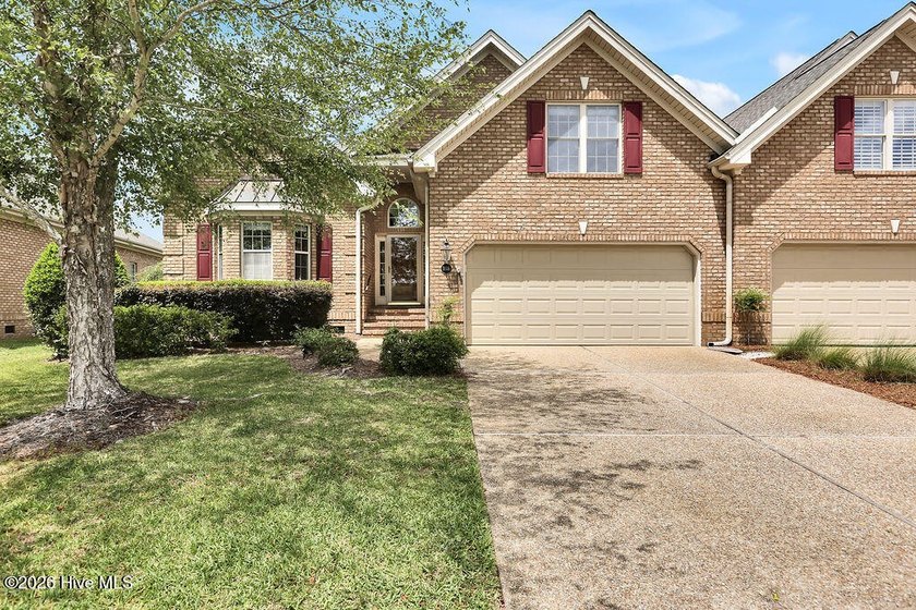 This home has it all! Curb appeal, low maintenance, attention to - Beach Townhome/Townhouse for sale in Leland, North Carolina on Beachhouse.com