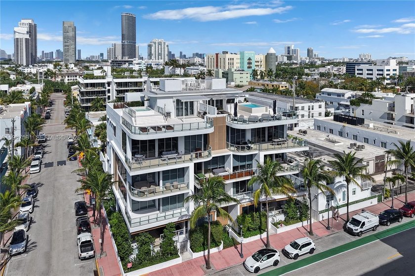 Located in the prestigious South of Fifth neighborhood, Ocean - Beach Condo for sale in Miami Beach, Florida on Beachhouse.com