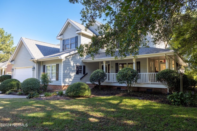 It's time for new owners to move into this pond-front home on - Beach Home for sale in Edenton, North Carolina on Beachhouse.com