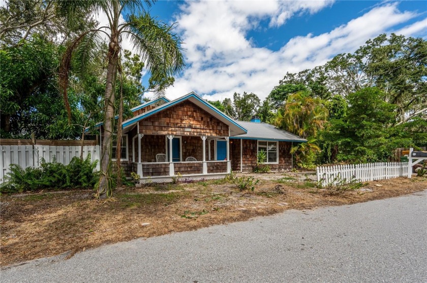 Calling All Artists, Visionaries, and Handymen
Discover one of - Beach Home for sale in Sarasota, Florida on Beachhouse.com