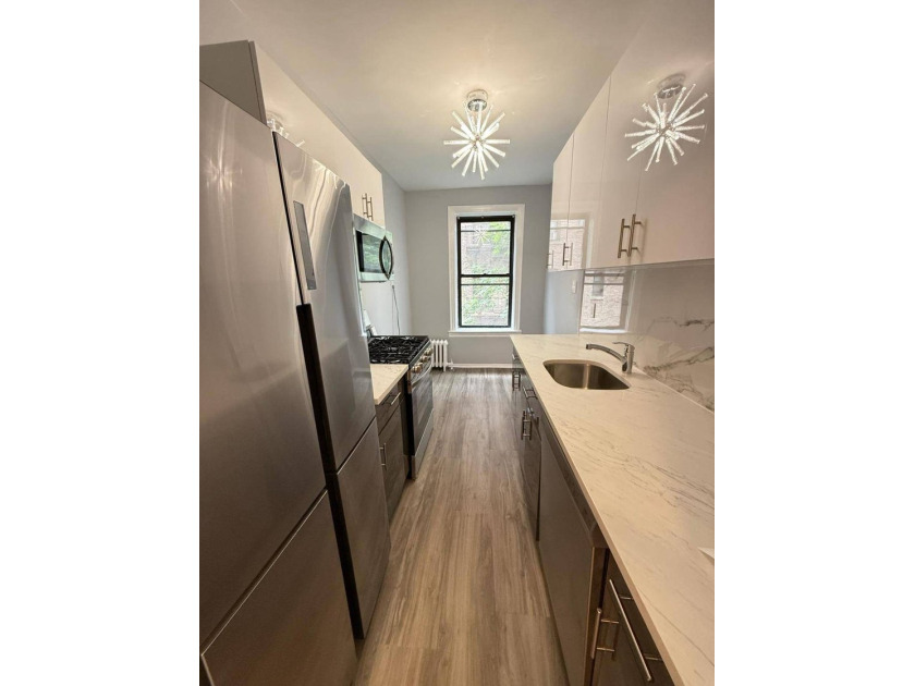 Brighton Beach - Spacious, Sun-Filled 1-Bedroom Co-op by the - Beach Apartment for sale in Brooklyn, New York on Beachhouse.com