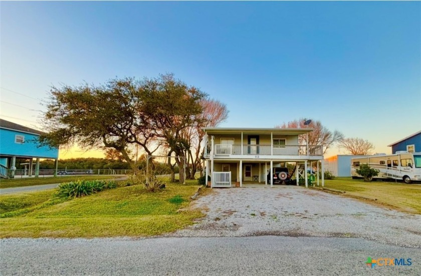 NEW PRICE! CARGO LIFT and ONLY 2 BLKS. TO KINGFISHER BEACH, ON - Beach Home for sale in Port O Connor, Texas on Beachhouse.com