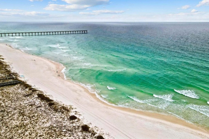 MOTIVATED SELLER. BRING ALL OFFERS!!Gorgeous GULF VIEWS from - Beach Home for sale in Navarre, Florida on Beachhouse.com
