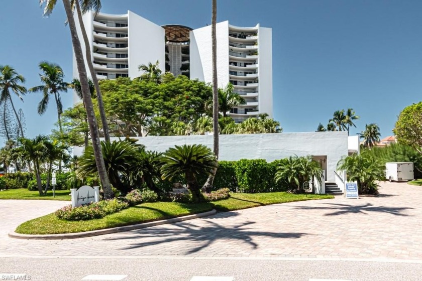 A dishwasher leak damaged the base cabinets. These were all - Beach Home for sale in Naples, Florida on Beachhouse.com