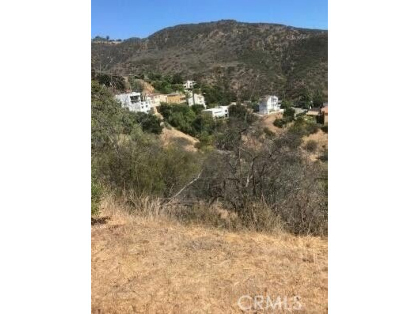 Adjacent Malibu Vista residential lots with canyon views. Total - Beach Lot for sale in Malibu, California on Beachhouse.com