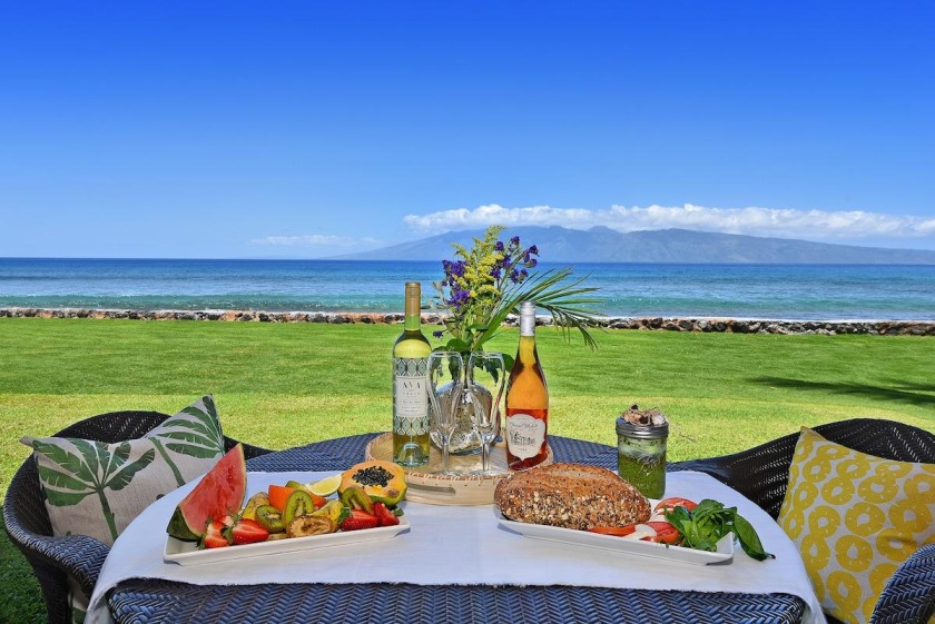 Papakea L108 · PK L108 Remodeled OceanFront 1BD - Beach Vacation Rentals in Lahaina, HI on Beachhouse.com