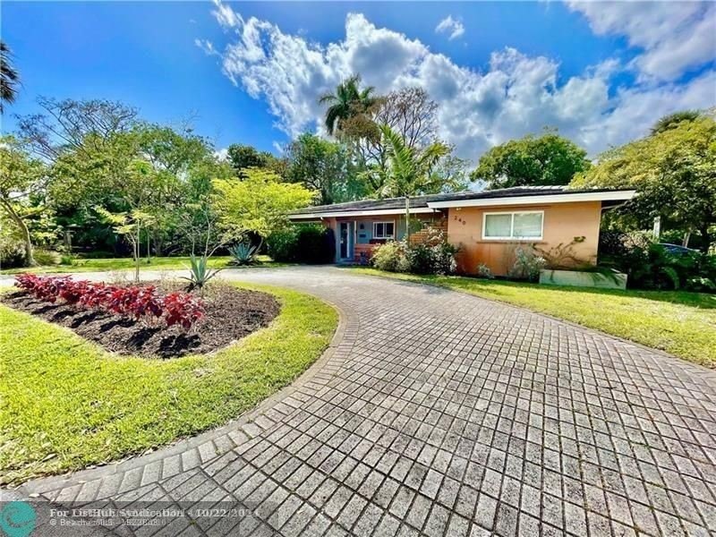 Don't miss out on this one of a kind opportunity! This property - Beach Home for sale in Oakland Park, Florida on Beachhouse.com