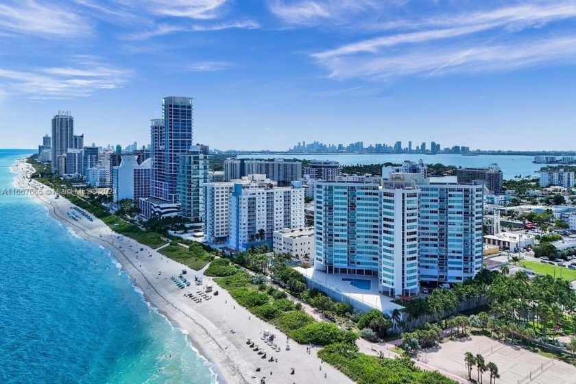 Spacious and beautifully updated apartment in beachfront - Beach Condo for sale in Miami Beach, Florida on Beachhouse.com