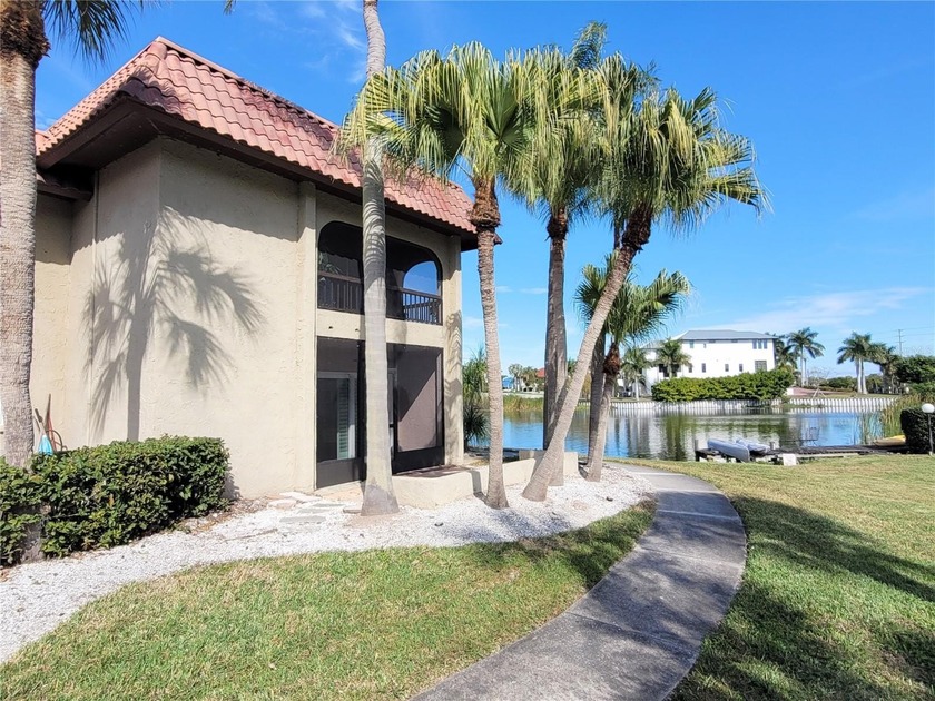 Fabulous first floor end unit on direct waterfront. Enjoy the - Beach Condo for sale in Safety Harbor, Florida on Beachhouse.com