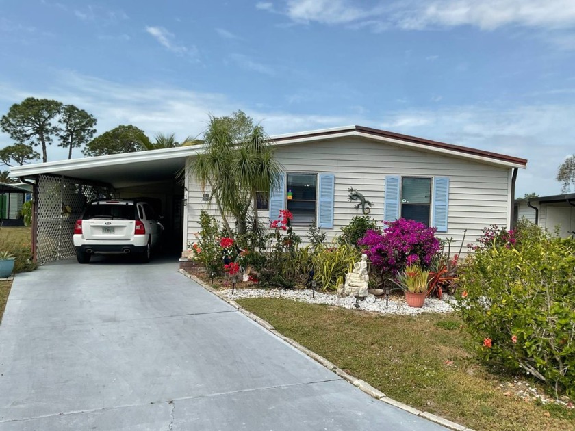 TIRED OF SNOW,ICE AND COLD, TRADE IT IN FOR SUN,WARM AND WHITE - Beach Home for sale in North Fort Myers, Florida on Beachhouse.com