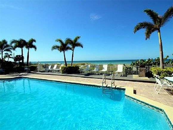 Beautiful Condominium on the Beach, Sleeps 7 Sunset Paradise - Beach Vacation Rentals in Indian Rocks Beach, Florida on Beachhouse.com