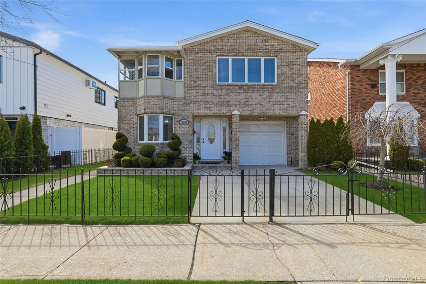 Located in the Rockwood Park section of Howard Beach, this - Beach Home for sale in Howard Beach, New York on Beachhouse.com