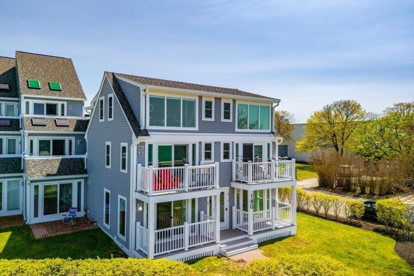 Rarely available waterfront unit at Mariners Landing. Picture - Beach Condo for sale in Hull, Massachusetts on Beachhouse.com