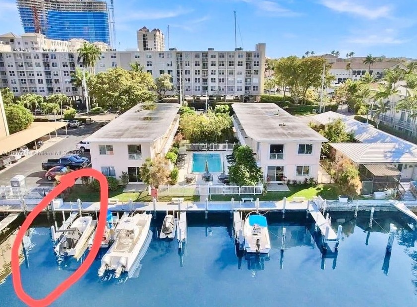 This fully renovated 1-bedroom, 1-bathroom co-op offers the - Beach Other for sale in Fort Lauderdale, Florida on Beachhouse.com