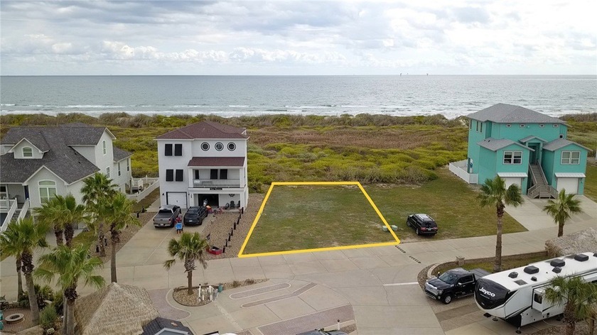 Imagine owning your own piece of paradise with only a natural - Beach Lot for sale in Port Aransas, Texas on Beachhouse.com